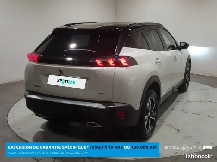 Peugeot 2008 2021 photo 5