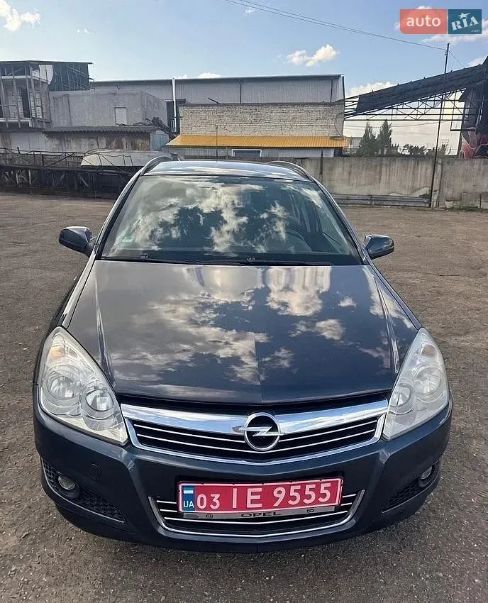 Opel Astra 2008 photo 3