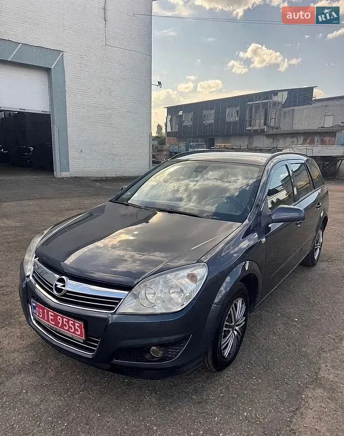 Opel Astra 2008 photo 2