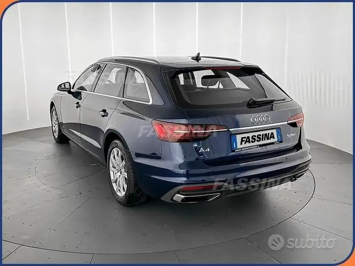 Audi A4 2024 photo 4