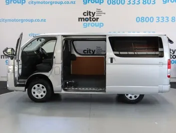 Toyota Hiace 2019 photo 4