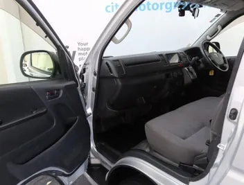 Toyota Hiace 2019 photo 5