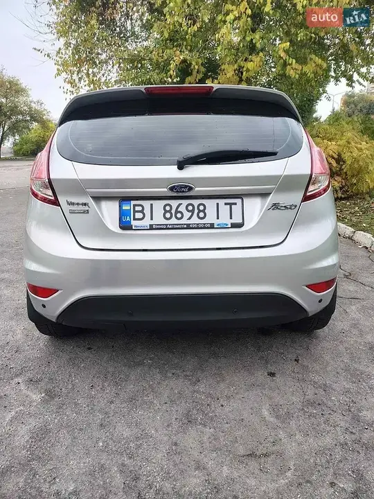 Ford Fiesta 2014 photo 5