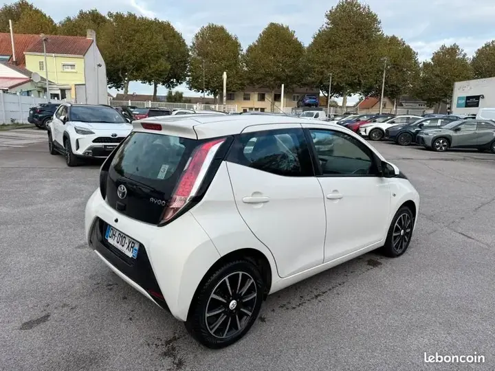 Toyota Aygo 2014 photo 5