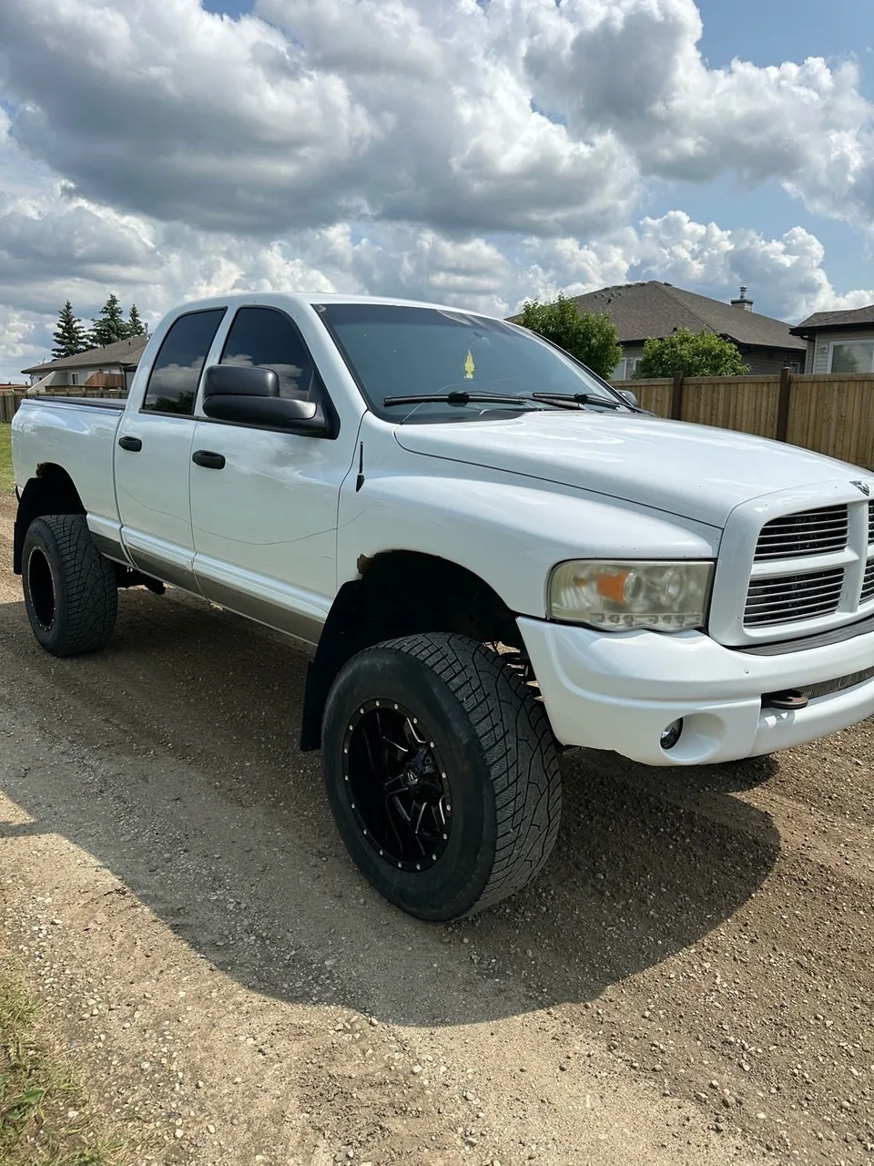 Dodge Ram 2500 2004 photo 2