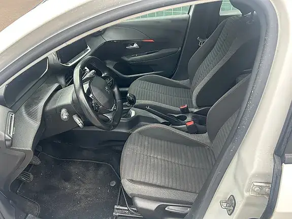 Peugeot 208 2021 photo 5