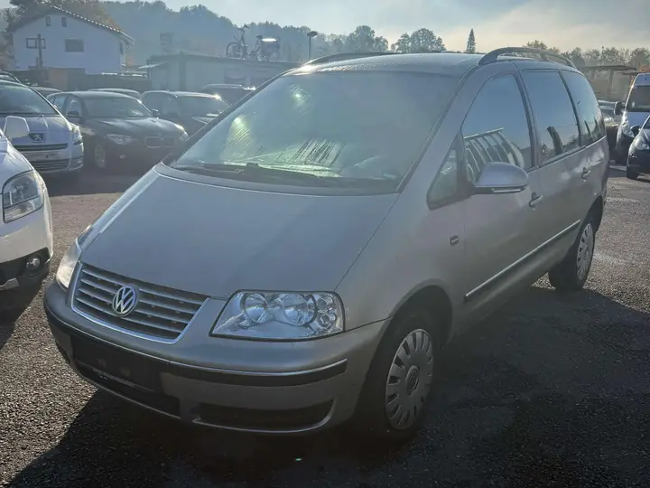 Volkswagen Sharan 2006 photo 3