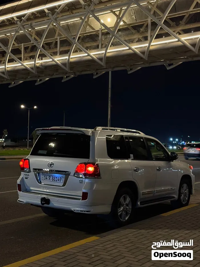 Toyota Land Cruiser 2015 photo 2