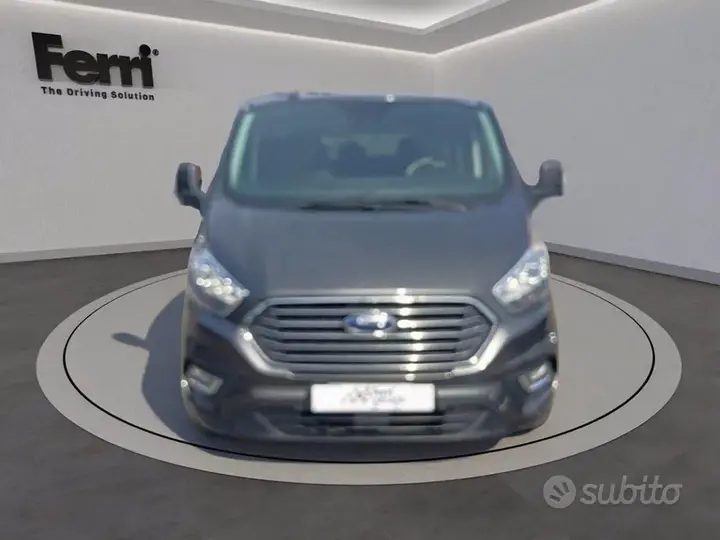 Ford Tourneo Custom 2018 photo 2