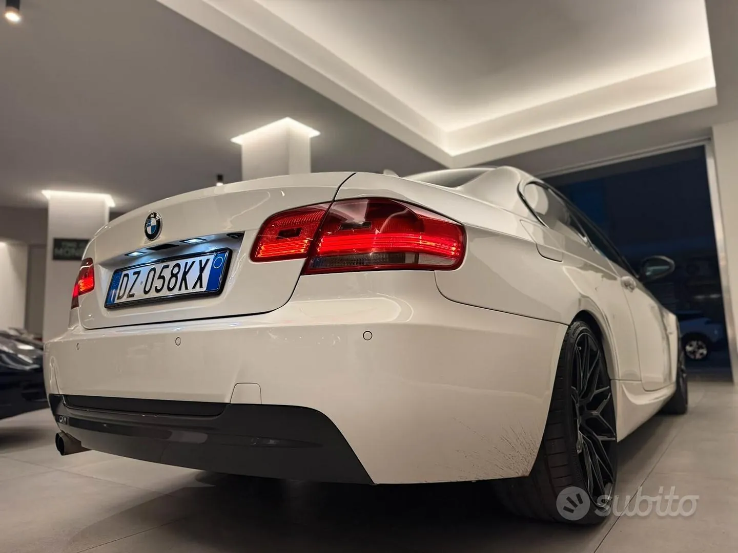 BMW 330D 2009 photo 5