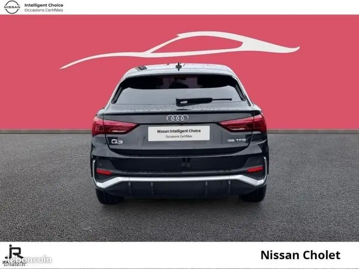 Audi Q3 2022 photo 4