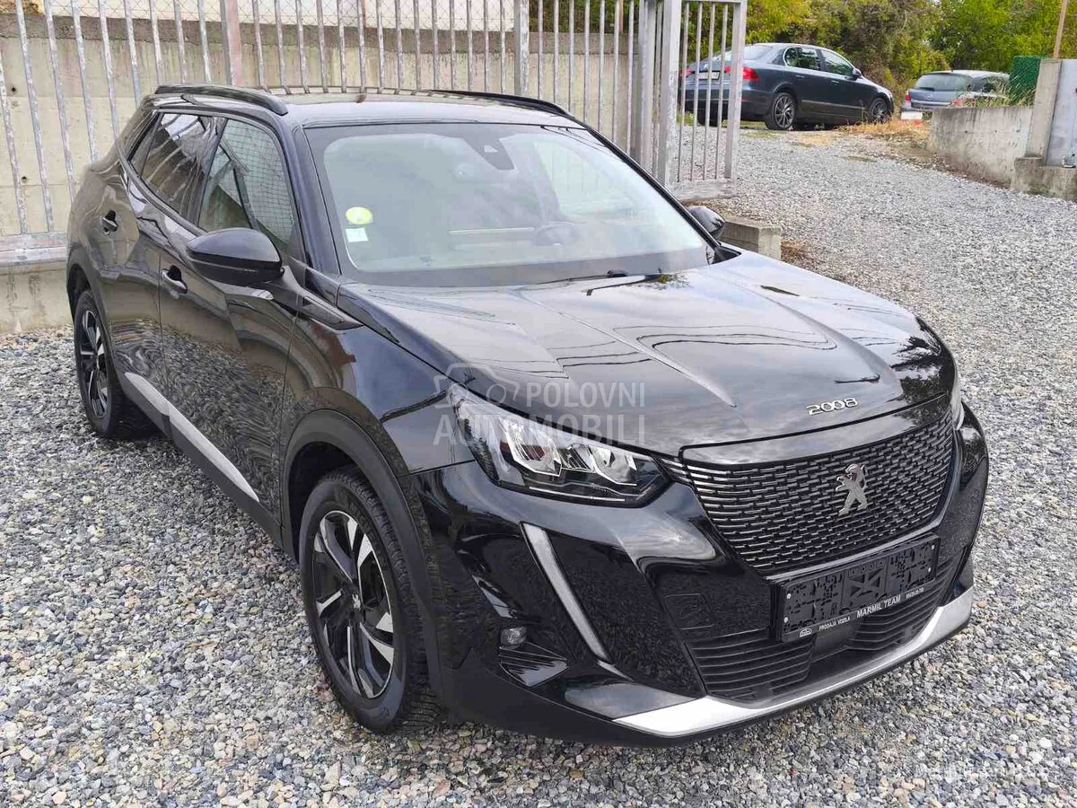 Peugeot 2008 2021 photo 3