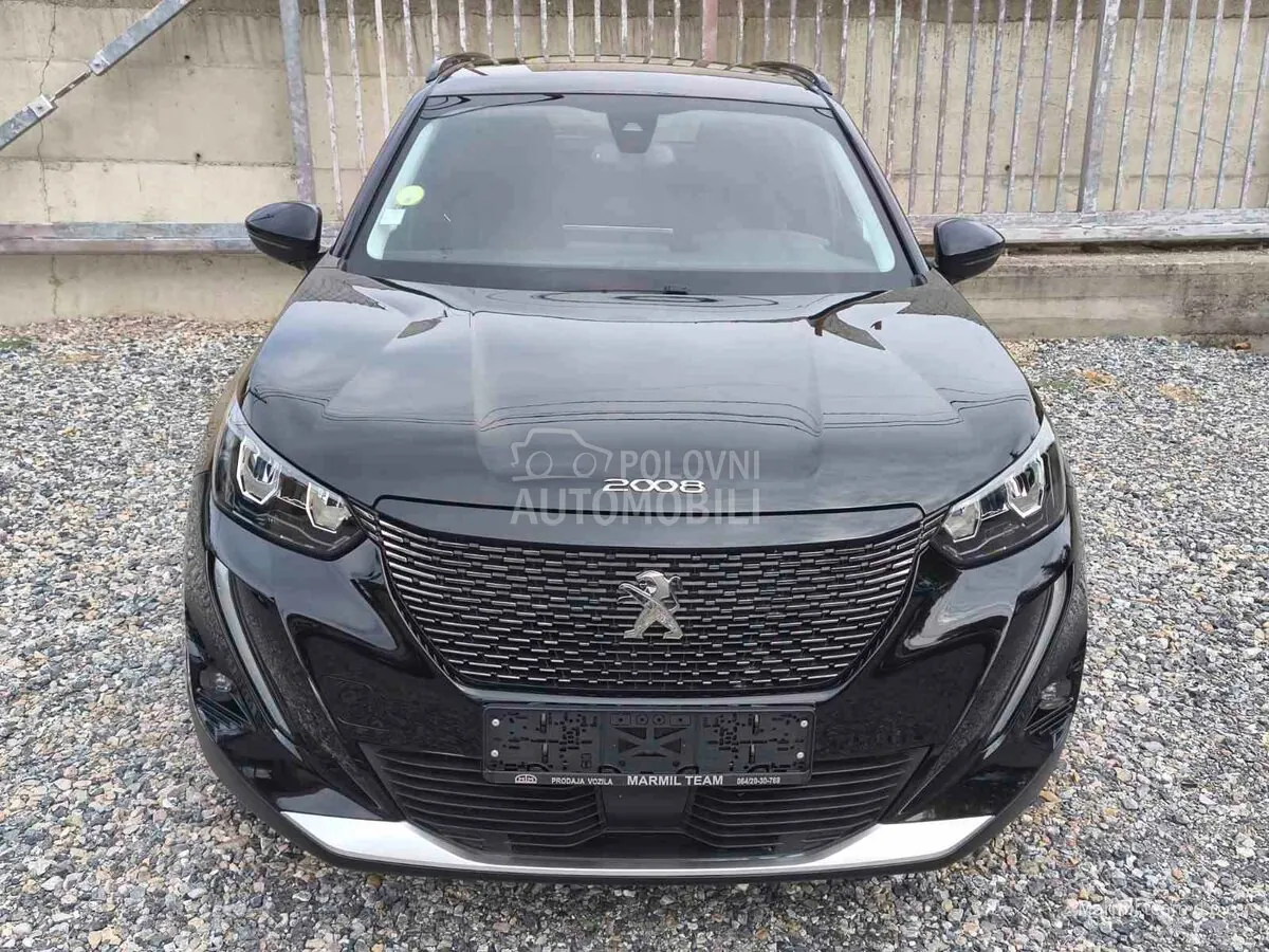 Peugeot 2008 2021 photo 2