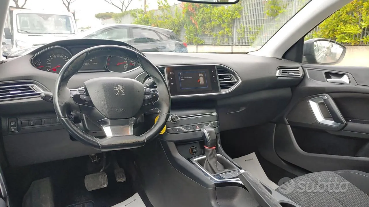 Peugeot 308 2018 photo 5