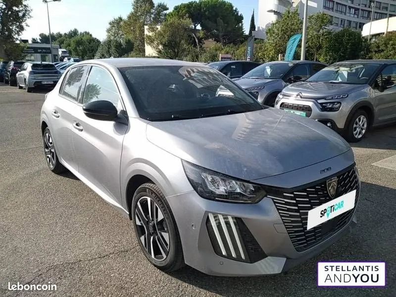 Peugeot 208 2025 photo 4