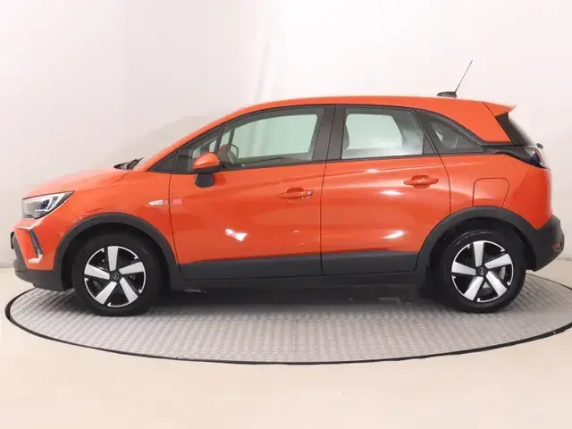 Opel Crossland 2021 photo 2