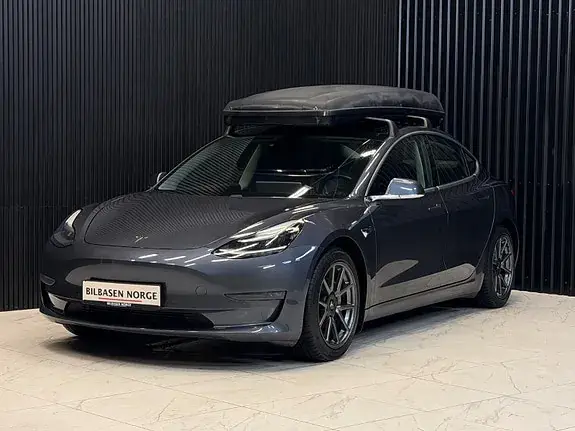 Tesla Model 3 2020 photo 2