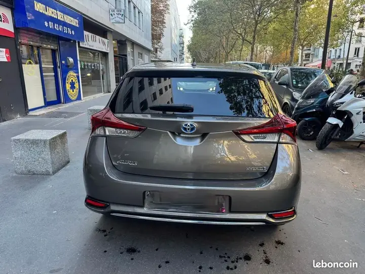 Toyota Auris 2019 photo 3