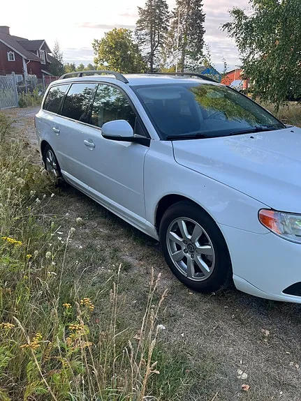 Volvo V70 2013 photo 3