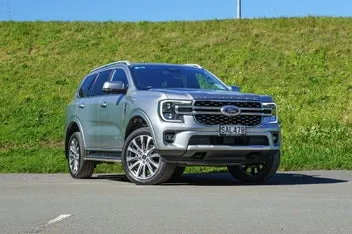 Ford Everest 2022 photo 2