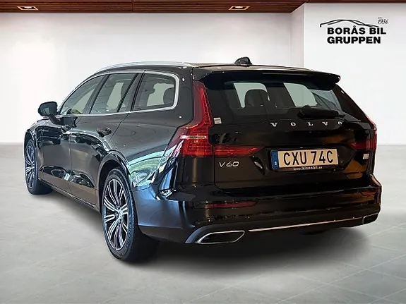 Volvo V60 2022 photo 2