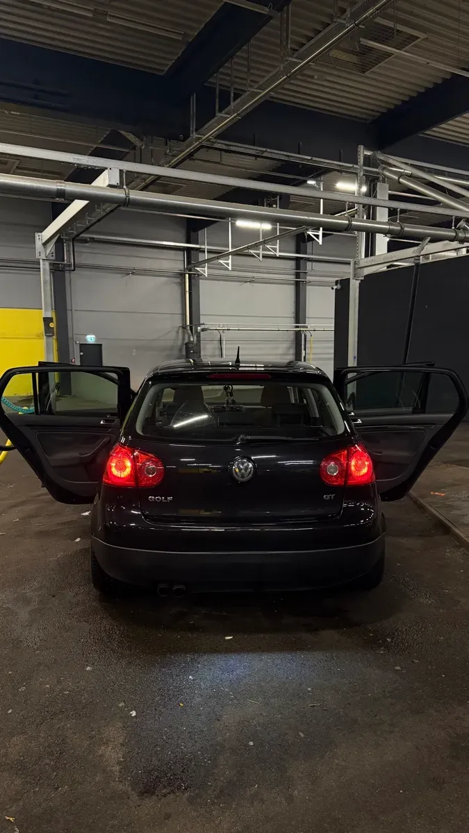 Volkswagen Golf 2006 photo 2