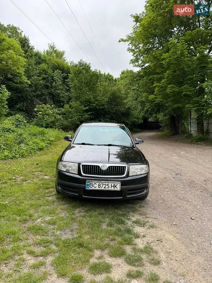 Skoda Superb 2008 photo 2