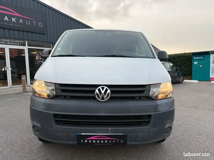 Volkswagen Transporter 2010 photo 5