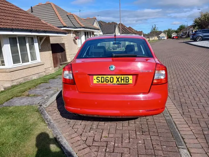 Skoda Octavia 2011 photo 5