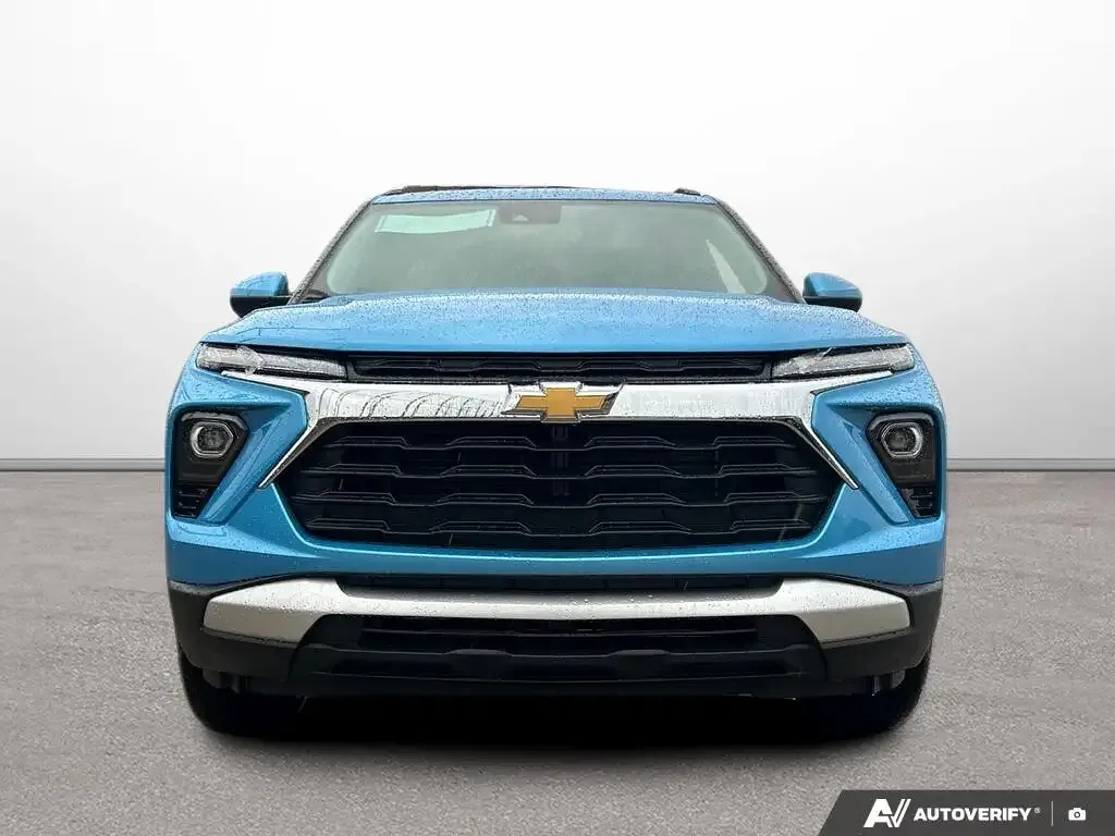 Chevrolet Trailblazer 2026 photo 2