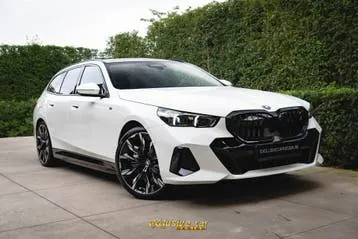 BMW I5 2025 photo 3