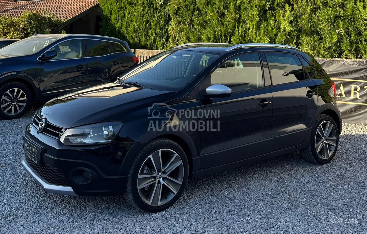 Volkswagen Cross Polo 2012 photo 3