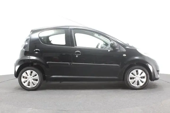 Citroen C1 2011 photo 3