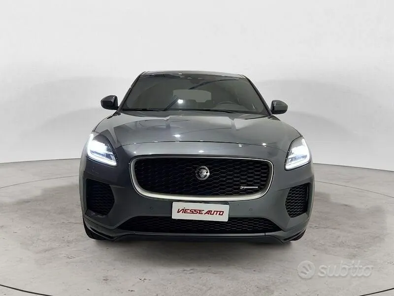 Jaguar E-Pace 2019 photo 2