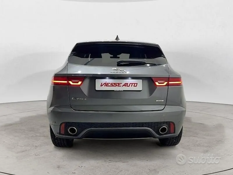 Jaguar E-Pace 2019 photo 5