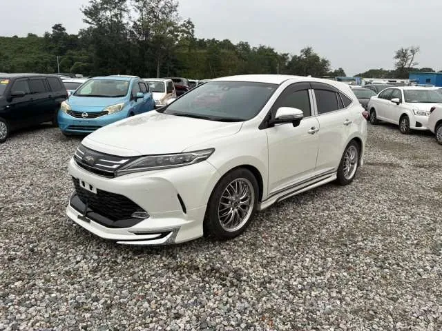 Toyota Harrier 2018 photo 2