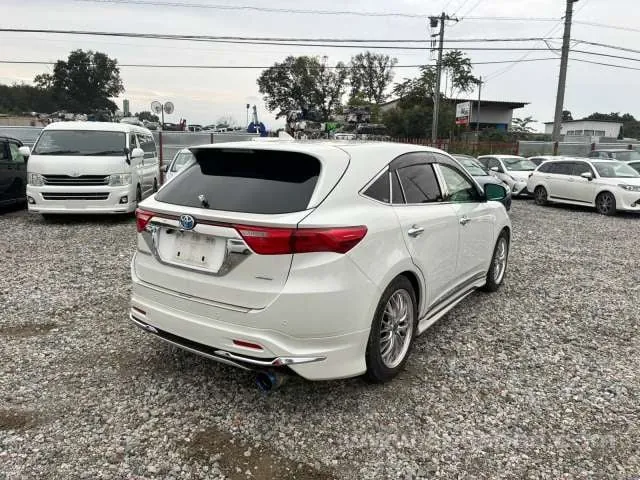 Toyota Harrier 2018 photo 4