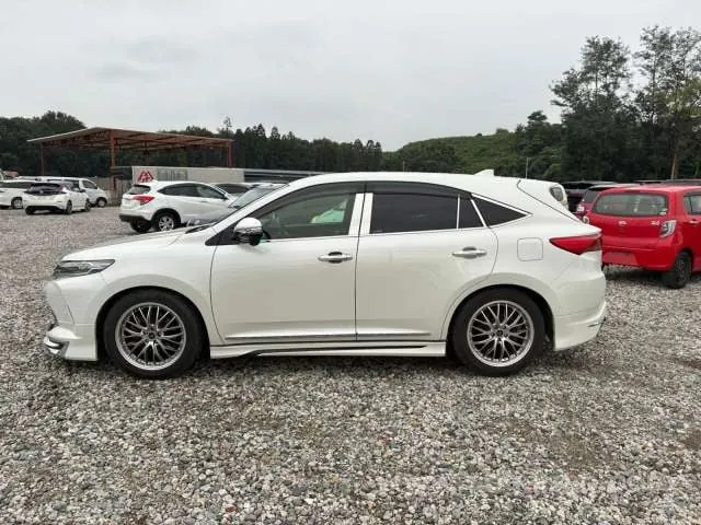 Toyota Harrier 2018 photo 5