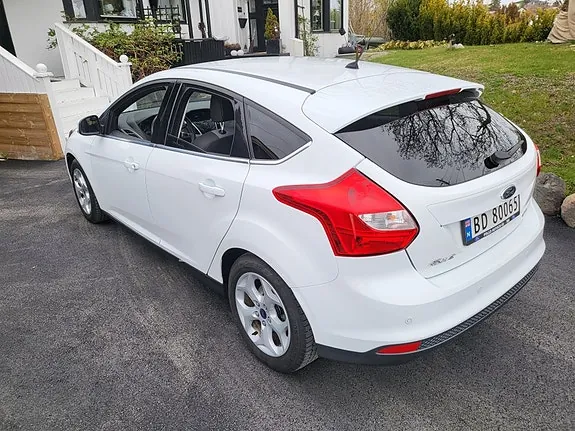 Ford Focus 2012 photo 4