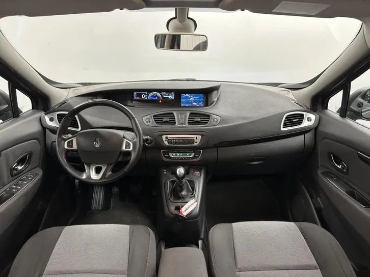 Renault Scenic 2013 photo 2