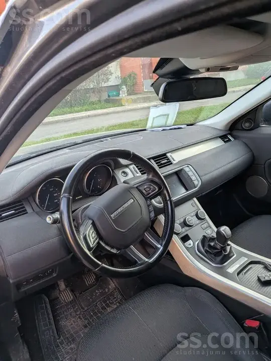 Land Rover Range Rover Evoque 2017 photo 2