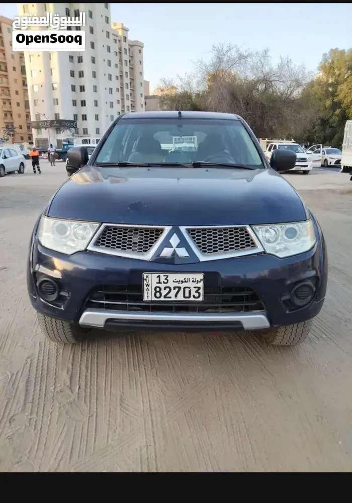 Mitsubishi Pajero Sport 2014 photo 4