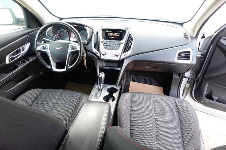 GMC Terrain 2016 photo 2