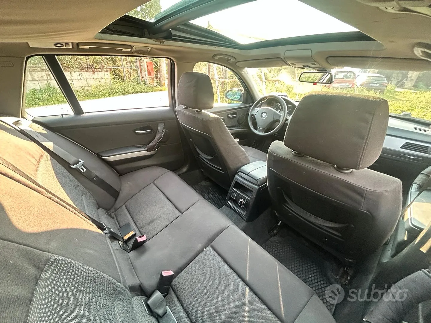 BMW 320D 2011 photo 5