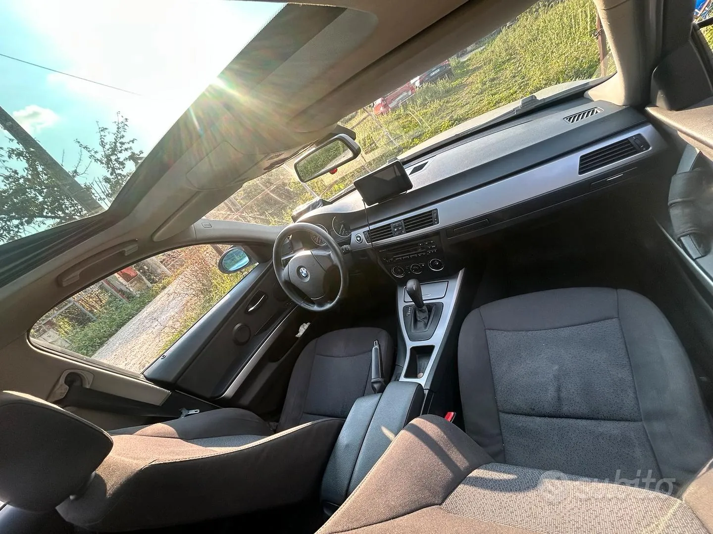 BMW 320D 2011 photo 4