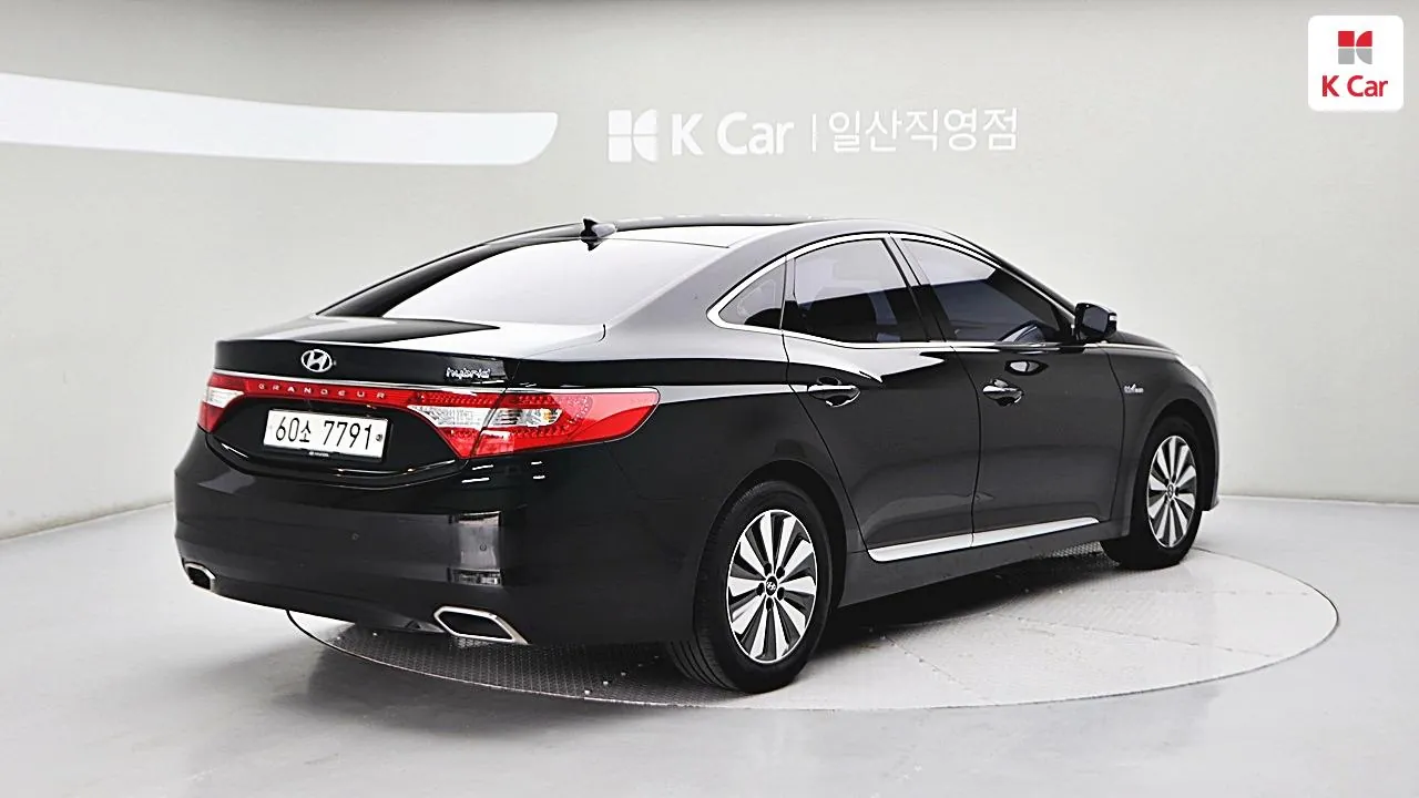 Hyundai Grandeur Hg Hybrid 2017 photo 4