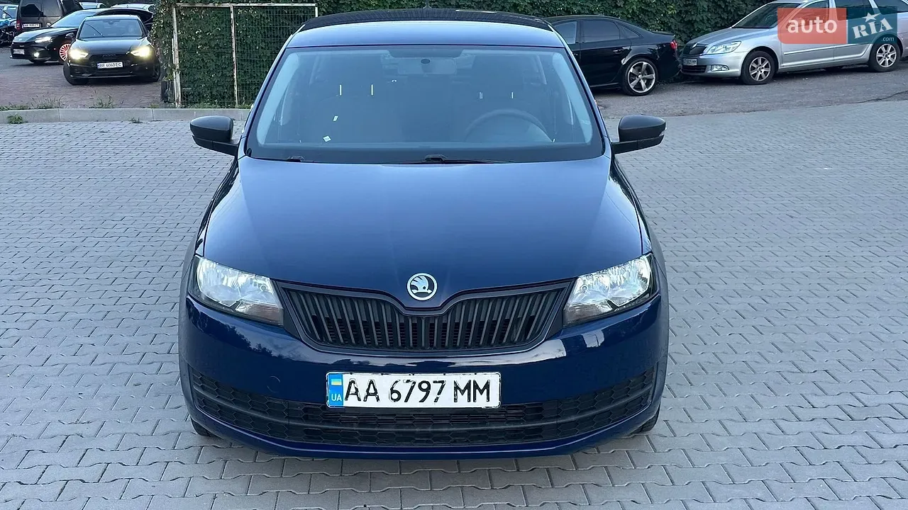 Skoda Rapid 2015 photo 2