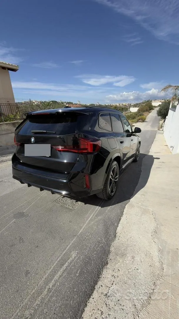 BMW X1 2024 photo 3