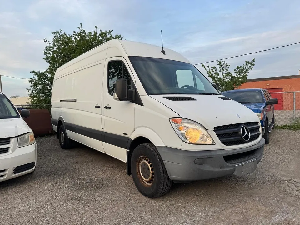 Mercedes-Benz Sprinter