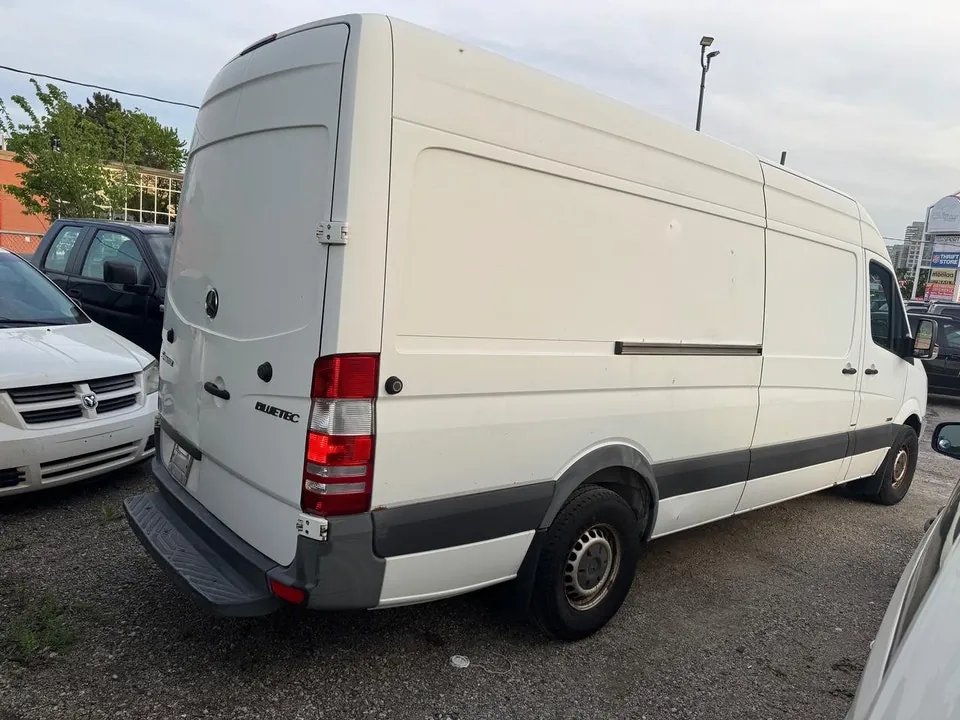 Mercedes-Benz Sprinter 2011 photo 3